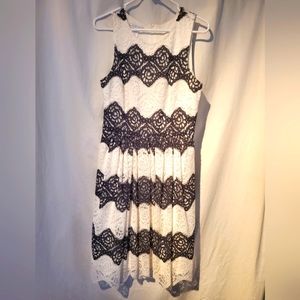 London Times White and Black Party Dress Suze 10